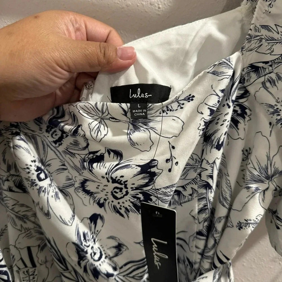 NWT Lulu's Tropical Sunshine White Floral Print Tiered Midi Dress Size Large - Picture 7 of 10